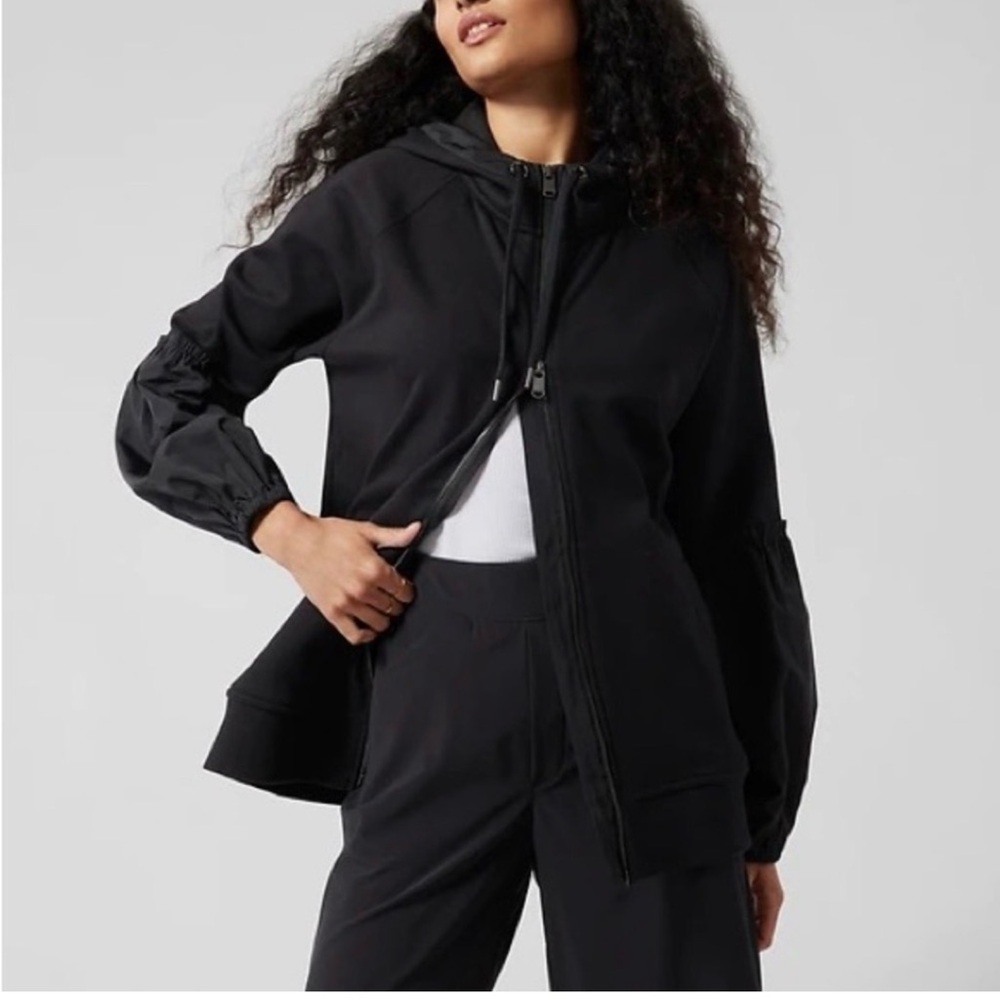 NWT - Athleta On My Way Triumph Hooded w 2 way zipper